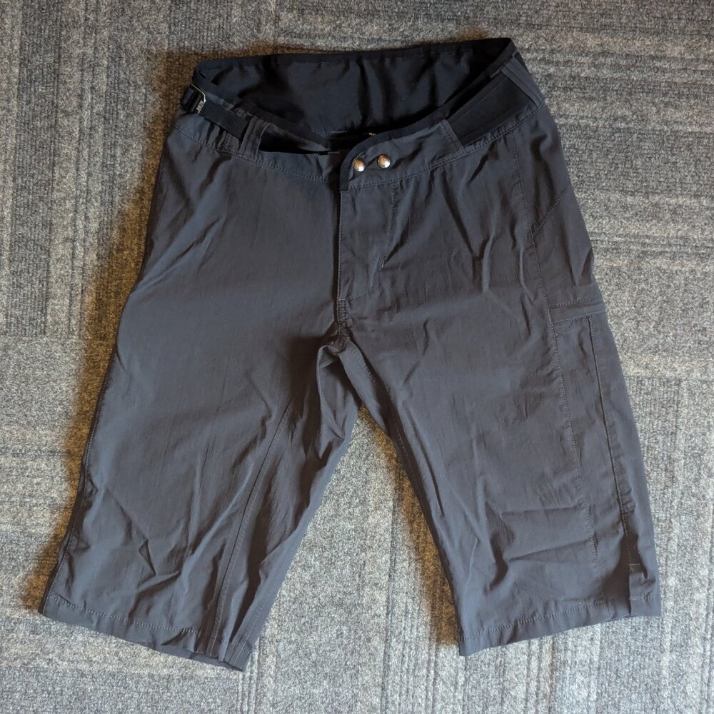 $185 Mission Workshop Acre Traverse All-Mountain Bike Shorts - 30in Small